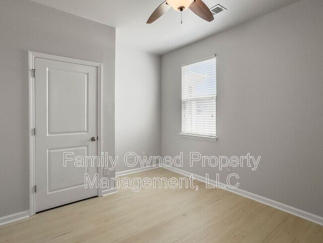 Building Photo - 205 Cypress Marsh Rd