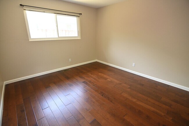 Building Photo - 1651 Cassiar Dr
