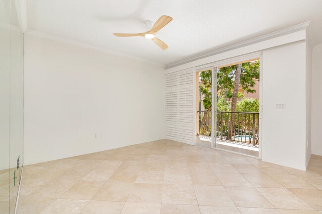 Building Photo - 1805 N Flagler Dr