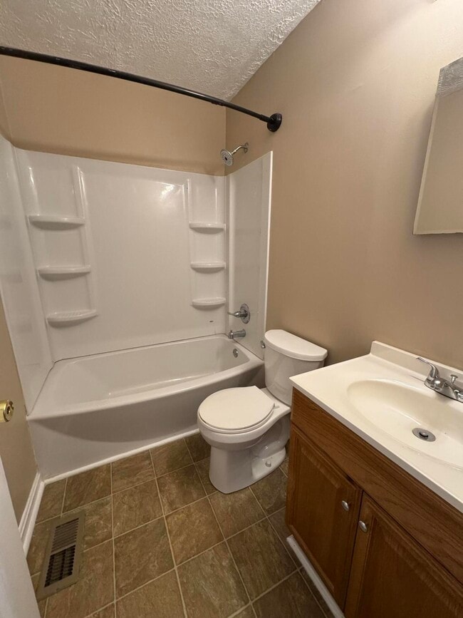 Building Photo - 3372 Otter Creek Dr