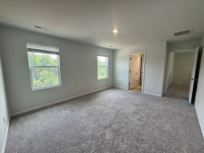 Building Photo - 5037 Fallmeade Rd