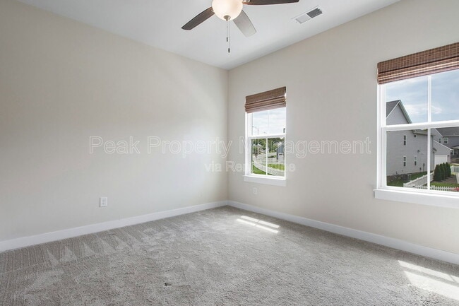 Building Photo - 1633 Bilder Ct