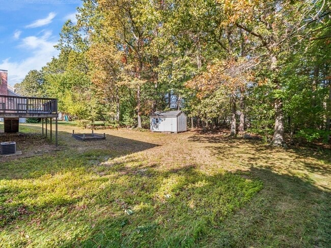 Building Photo - 40 Langley Ln