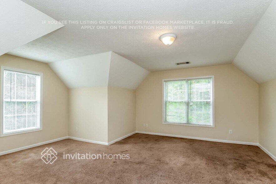 Building Photo - 6810 Waters Edge Dr