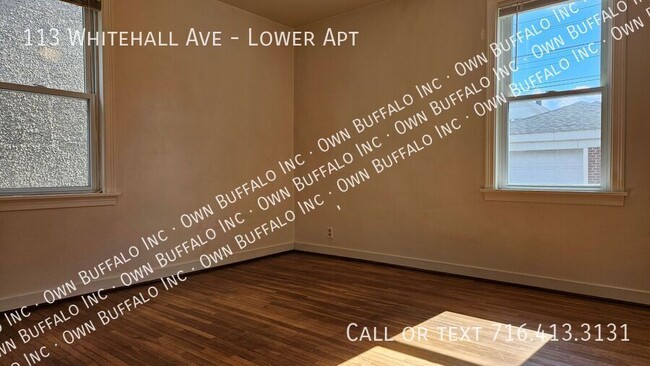 Building Photo - Charming 2 Bedroom Apartment Available now...