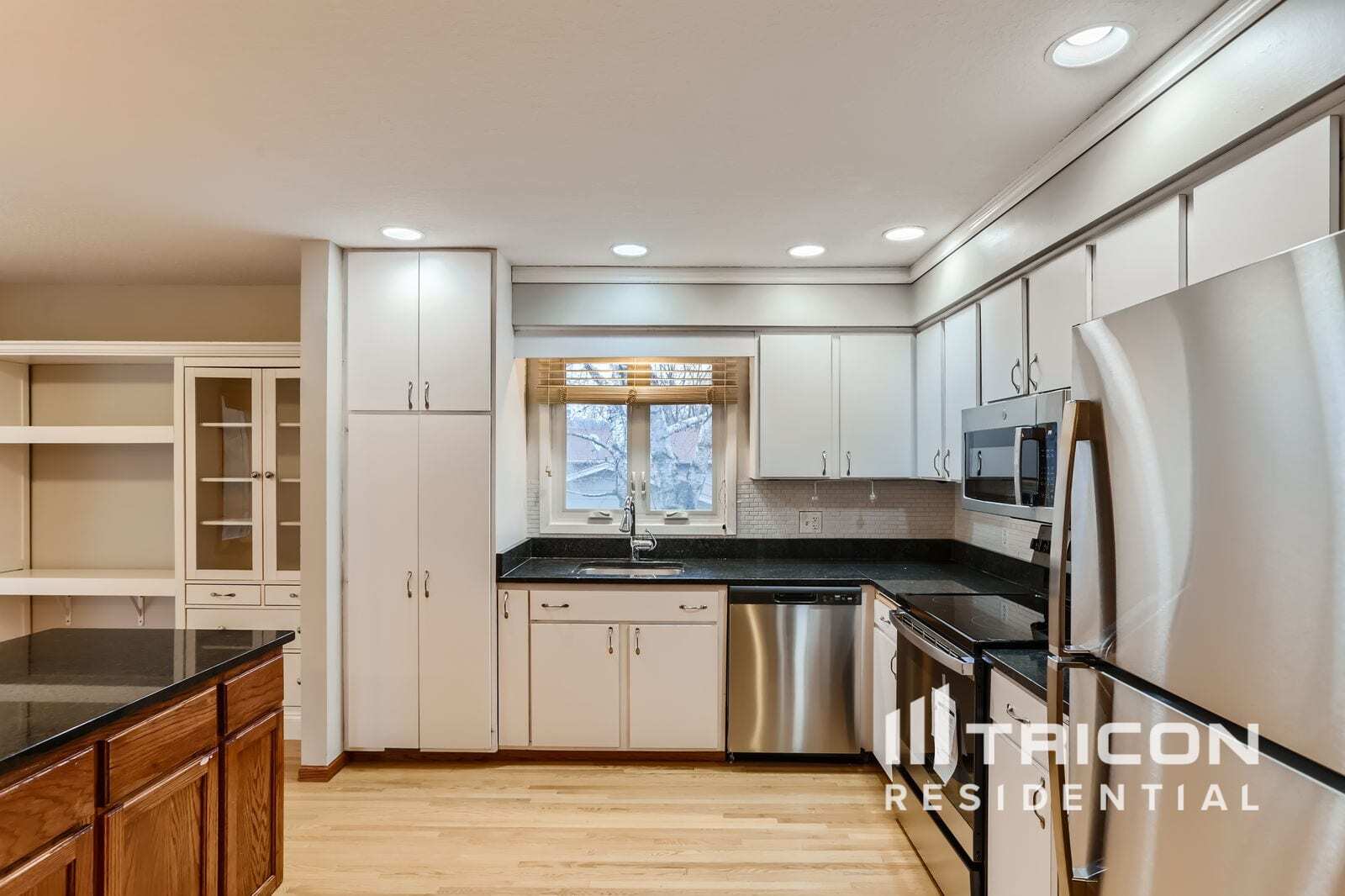 Building Photo - 2805 Saddlebrooke Cir