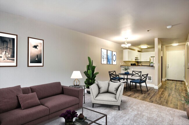 Building Photo - Elliott Pointe Apartments