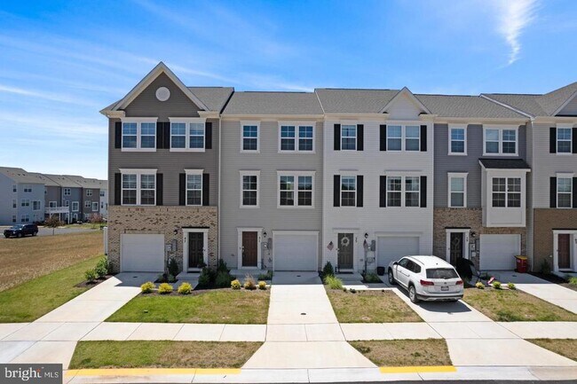 Building Photo - 51 Arsberg Dr