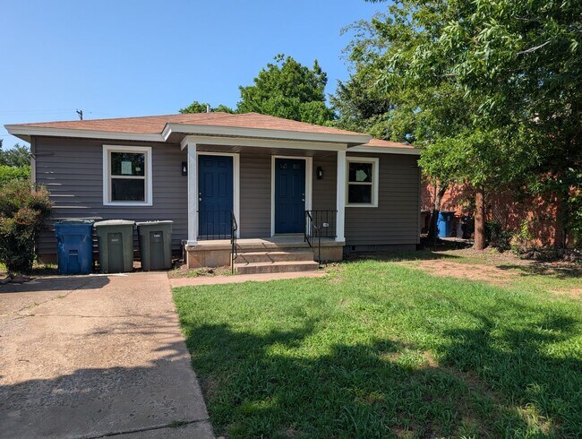 Primary Photo - Remodeled luxury 1 bedroom, 1 bath house i...