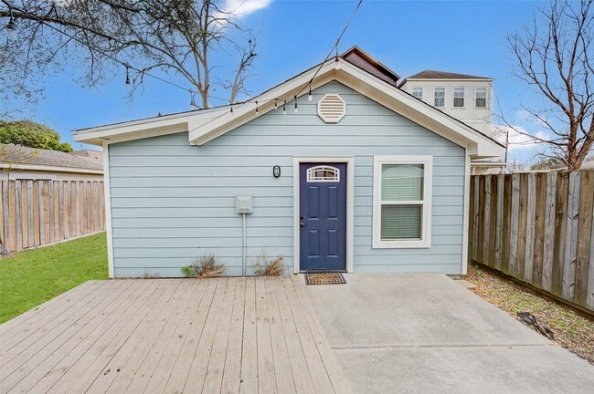 Building Photo - 921 Kern St