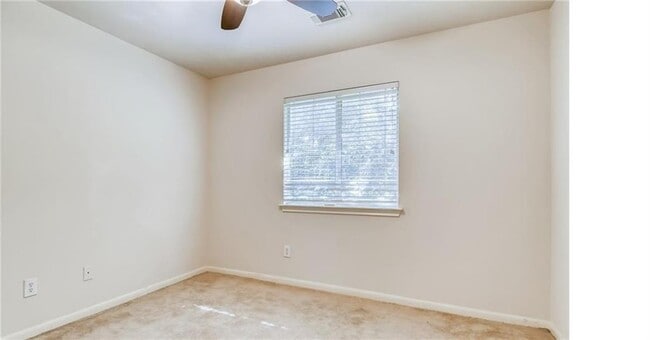 Building Photo - 1821 Briarton Ln N