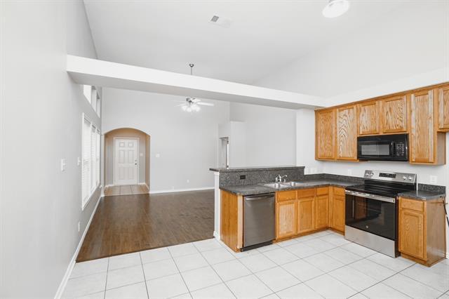 Building Photo - 9113 Wild Rose Ln