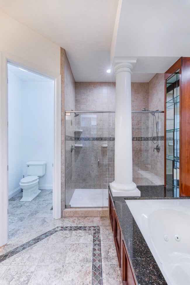 Building Photo - 1991 Chesterfield Ridge Cir