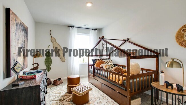 Building Photo - 4 Bedroom, 2.5 Bath and 2 Car Garage in Ha...