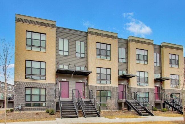 Building Photo - 2251 Venture Dr