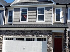 Building Photo - 103 Hidden Run Ln
