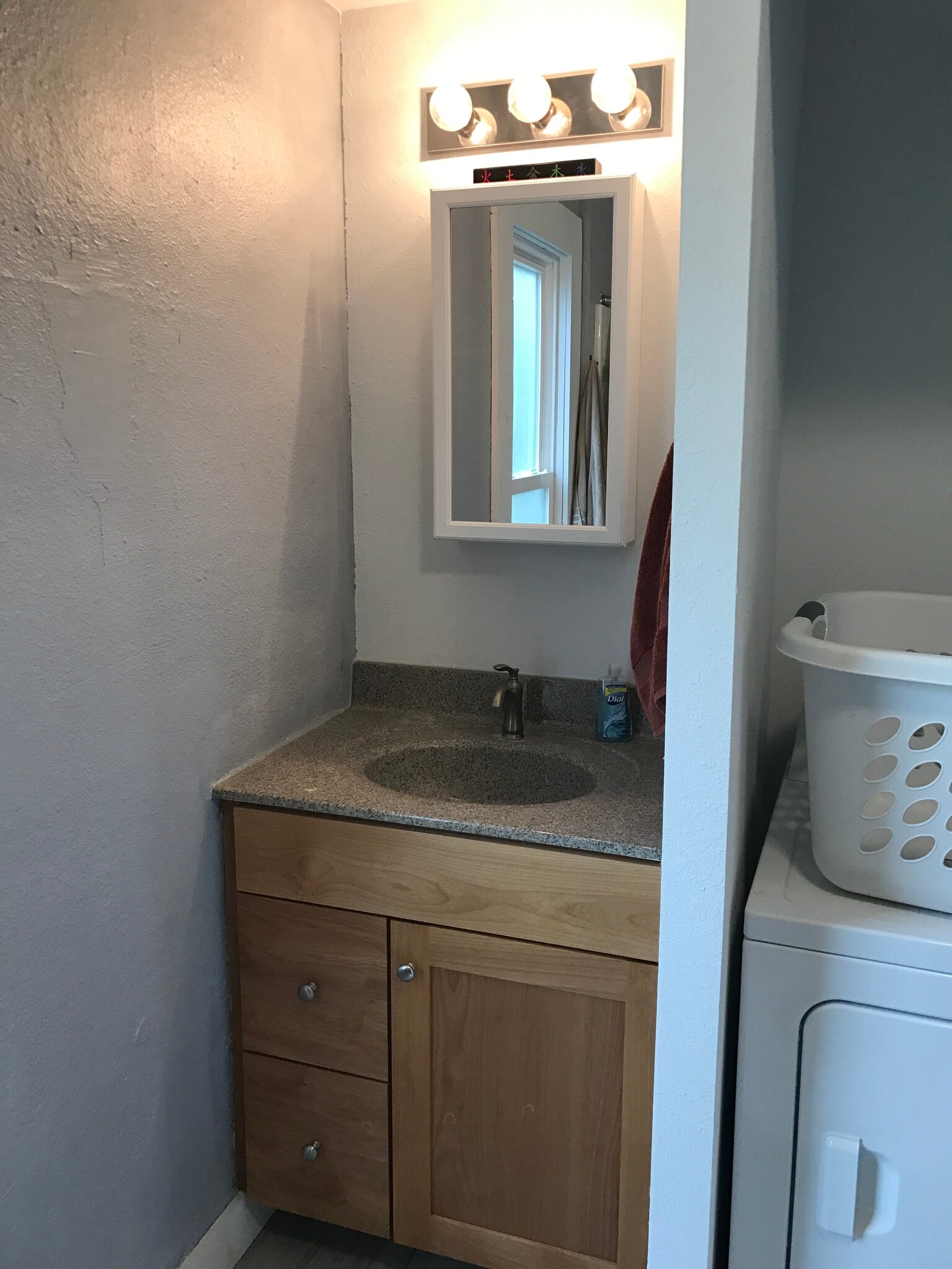 Building Photo - 513 4th Ave NW