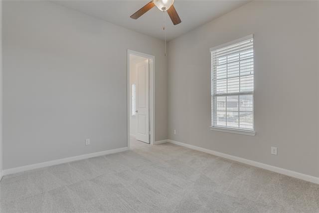 Building Photo - 708 Blueberry Way
