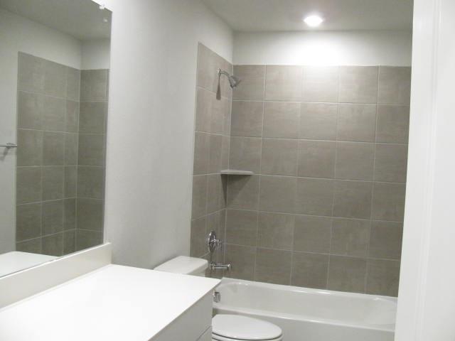 Building Photo - 1120 Blue Ridge Pl
