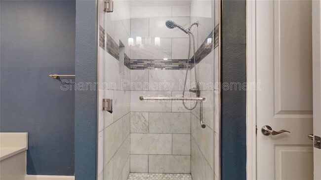 Building Photo - 2984 Holly Hall St