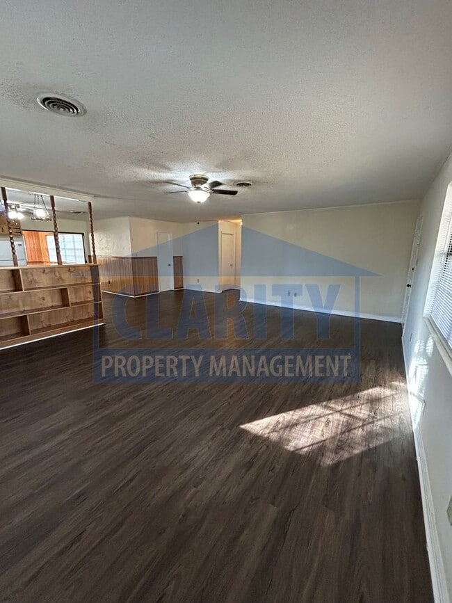 Building Photo - ***Coming soon!!***