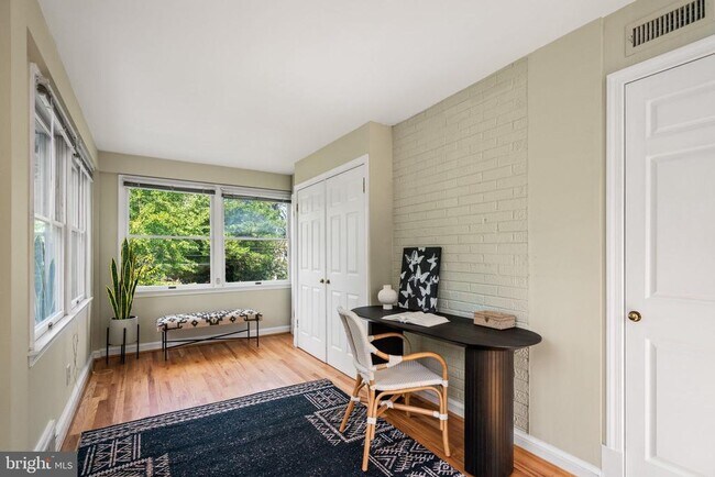 Building Photo - 4008 Rosemary St