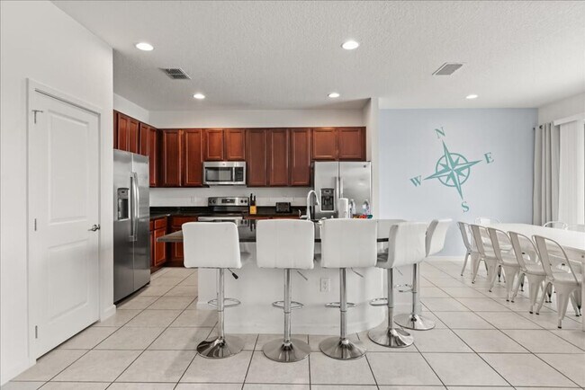 Building Photo - 4486 Monado Dr