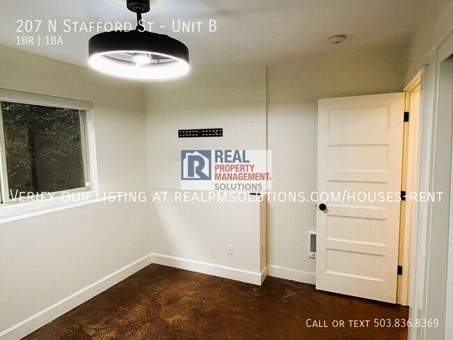 Building Photo - 207 N Stafford St