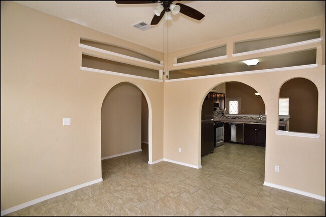 Building Photo - 14149 Warren Belin Dr