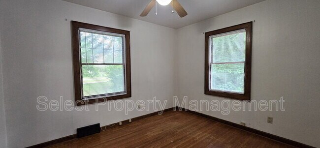 Building Photo - 7532 W Jefferson Blvd