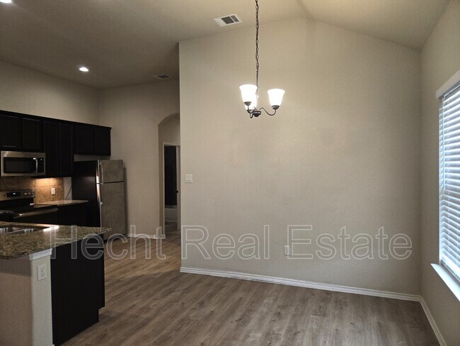 Building Photo - 217 Kaspar Way