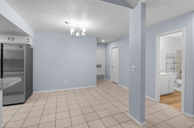 Building Photo - 1507 S 12th St