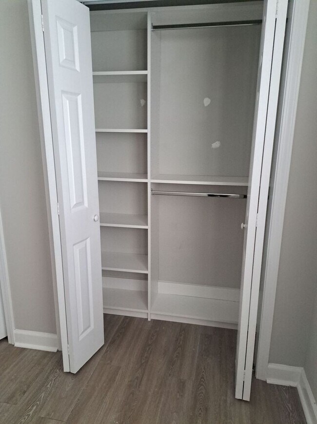 Building Photo - 7325 Claudia's Way