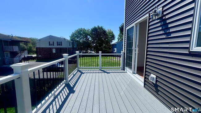 Building Photo - 44 Mettler St