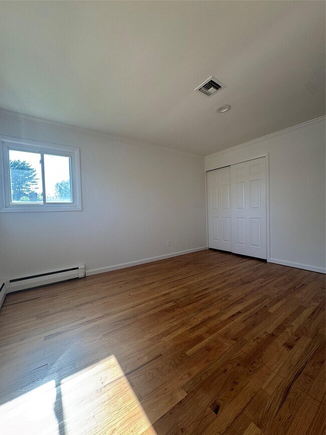 Building Photo - 371 White Birch Ln