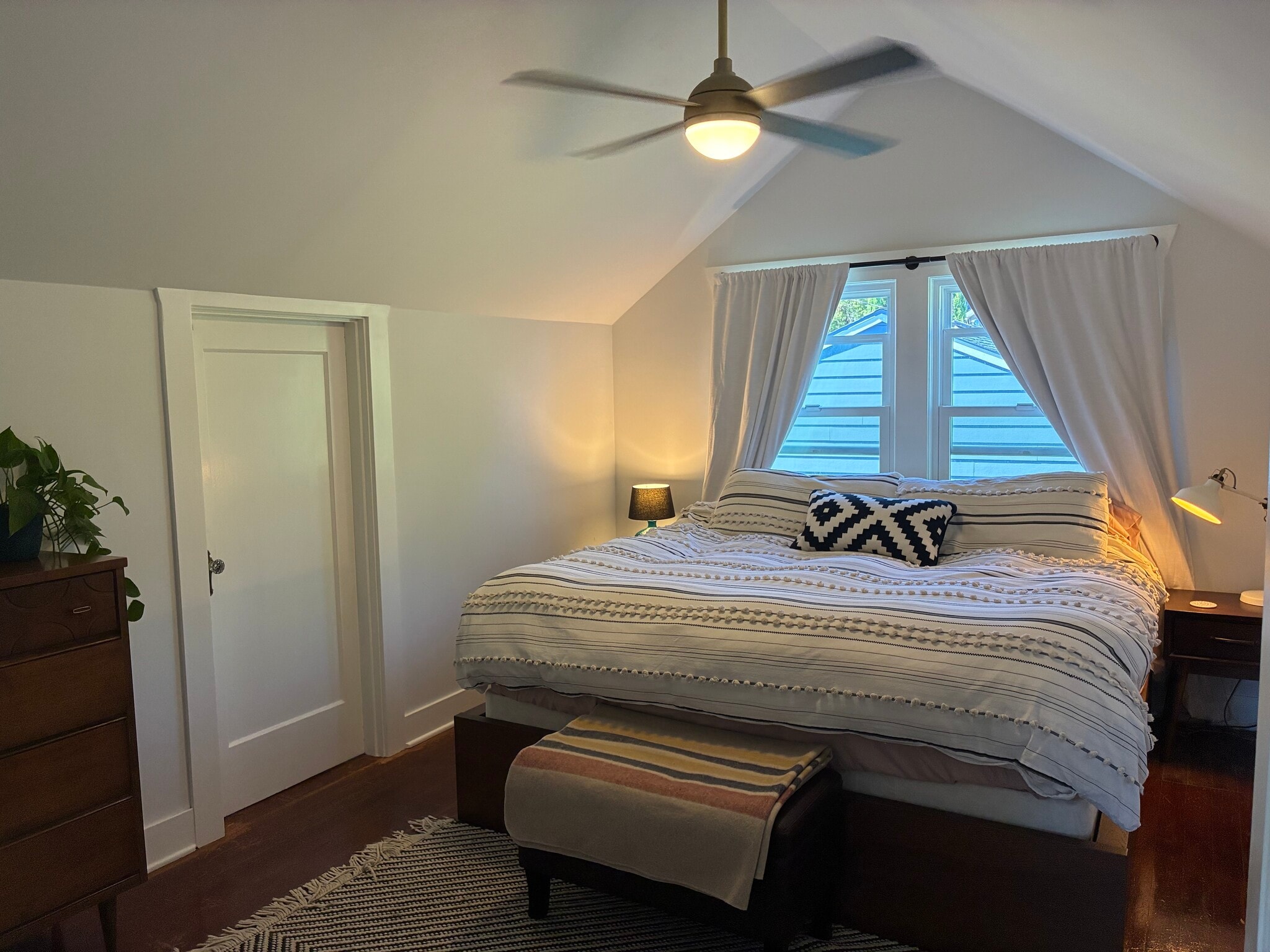 Building Photo - 834 SE 72nd Ave