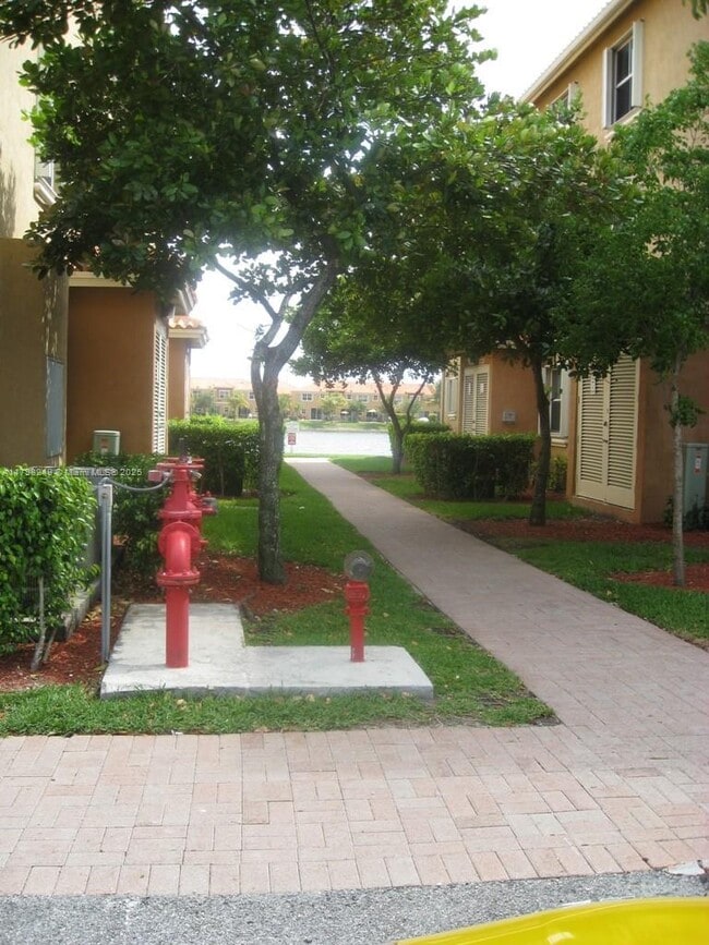 Building Photo - 6630 NW 114th Ave