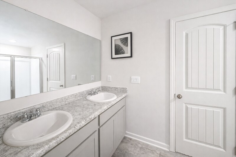 Building Photo - 5559 Wintergreen Dr