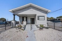 Building Photo - 2319 W Aileen St