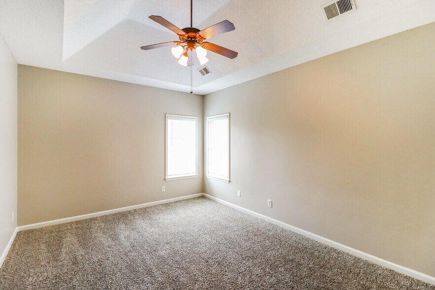 Building Photo - 9149 Chastain Pl