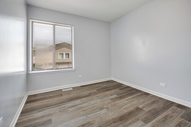 Building Photo - 7557 Bristol Ln