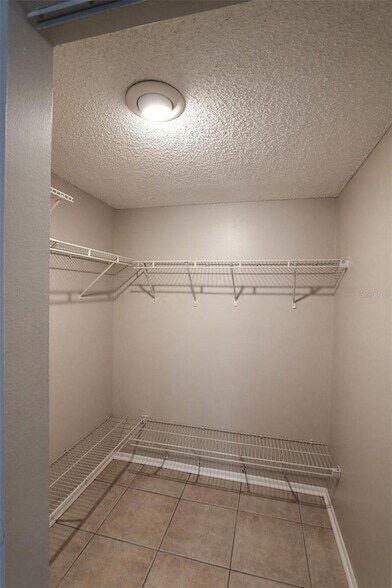 Building Photo - 4957 Puritan Cir