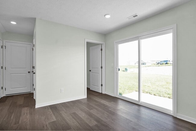 Building Photo - Stunning 4-Bedroom Home in New Constructio...