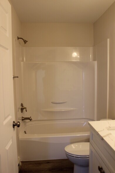 Bathroom - 3288 E Pheasant Cir