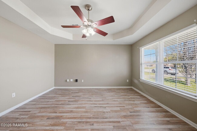 Building Photo - 1422 Southport Blvd