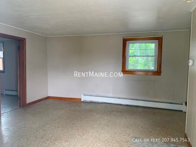 Building Photo - 35 Bosworth St