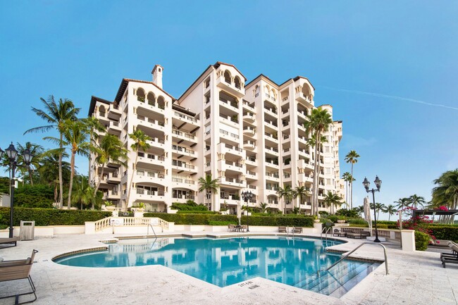 Building Photo - 5235 Fisher Island Dr