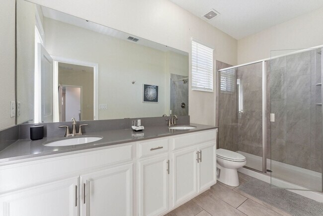 Building Photo - 770 Sticks St