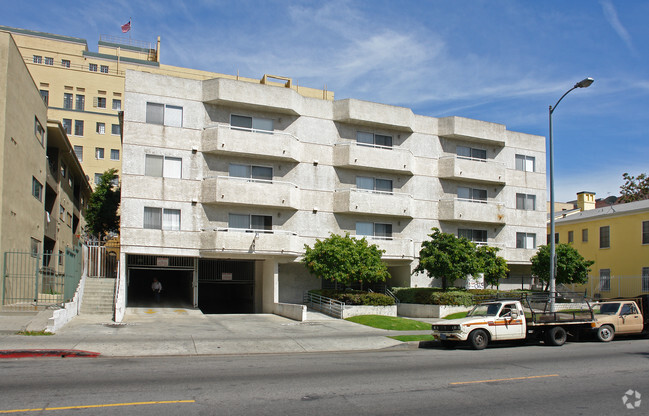 Building Photo - Garden Irolo Apartments