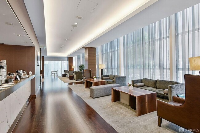 Building Photo - 301 Mission St